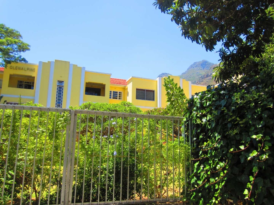 To Let 1 Bedroom Property for Rent in Vredehoek Western Cape